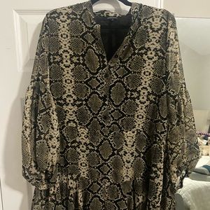 Olivaceous Snqke Print dress